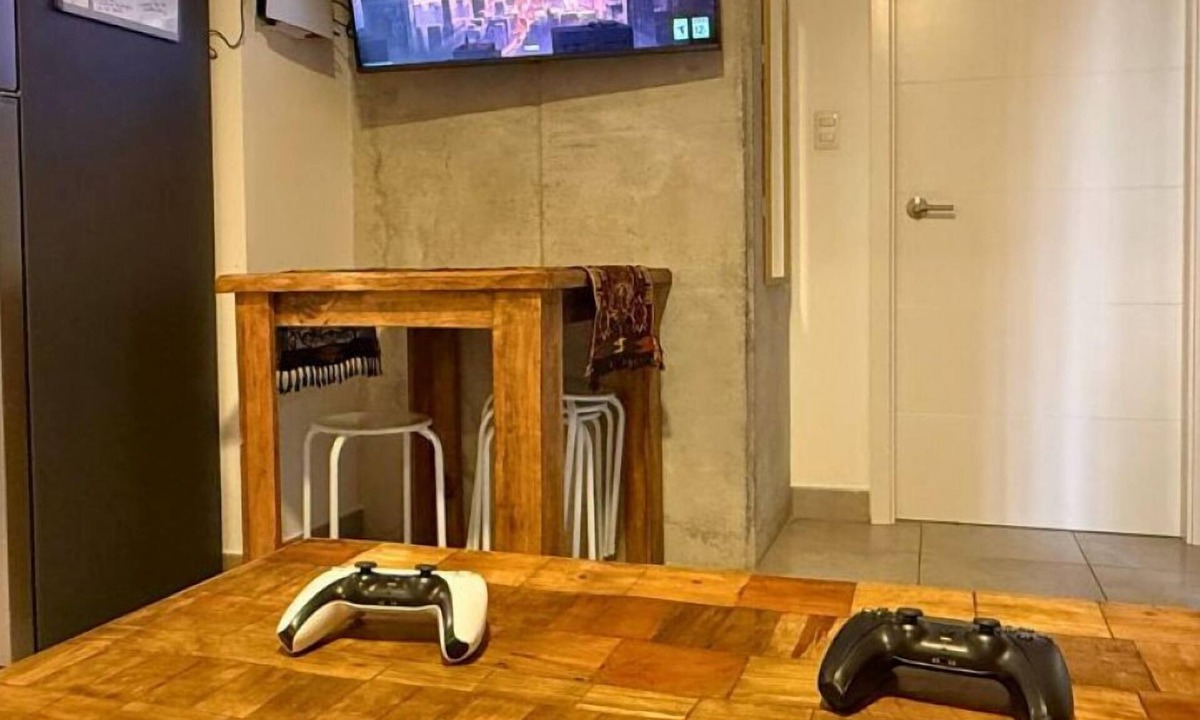 Zona 10 Apartment | Incredibly Safe, Perfect Location, Central Studio