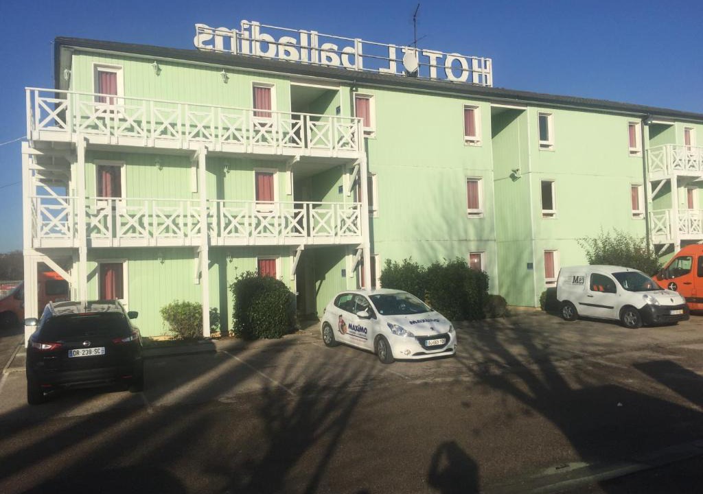 Saint-Mard Hotel | initial by balladins Roissy/Saint-Mard