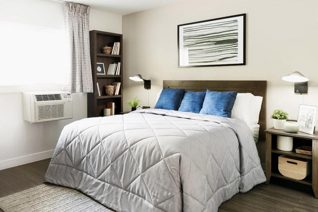 South Side Hotel | InTown Suites Extended Stay Select Corpus Christi TX
