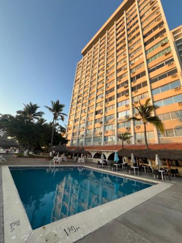 Zona Dorada Hotel | Islas del Sol