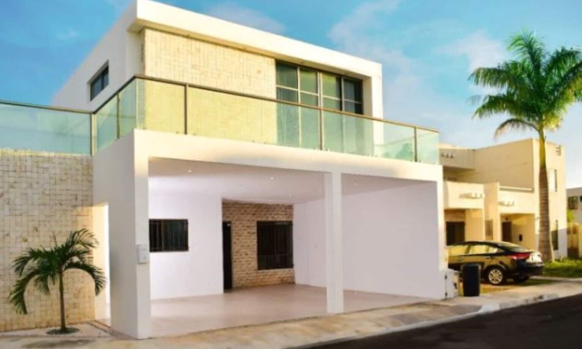 Merida House | Jacuzzi, near Playa Progreso