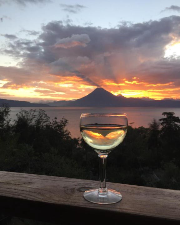 Panajachel Hotel | Jenna's River Bed and Breakfast