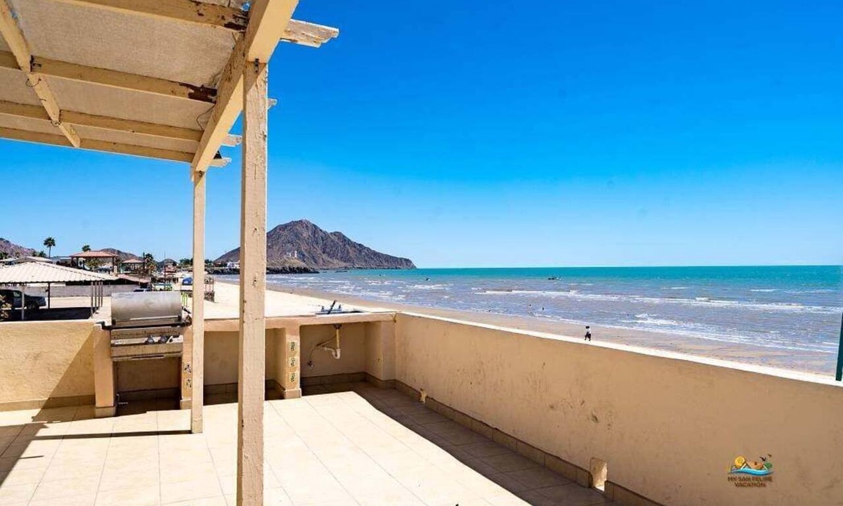 San Felipe House | KC-1 - Beachfront - Walk to Malecon