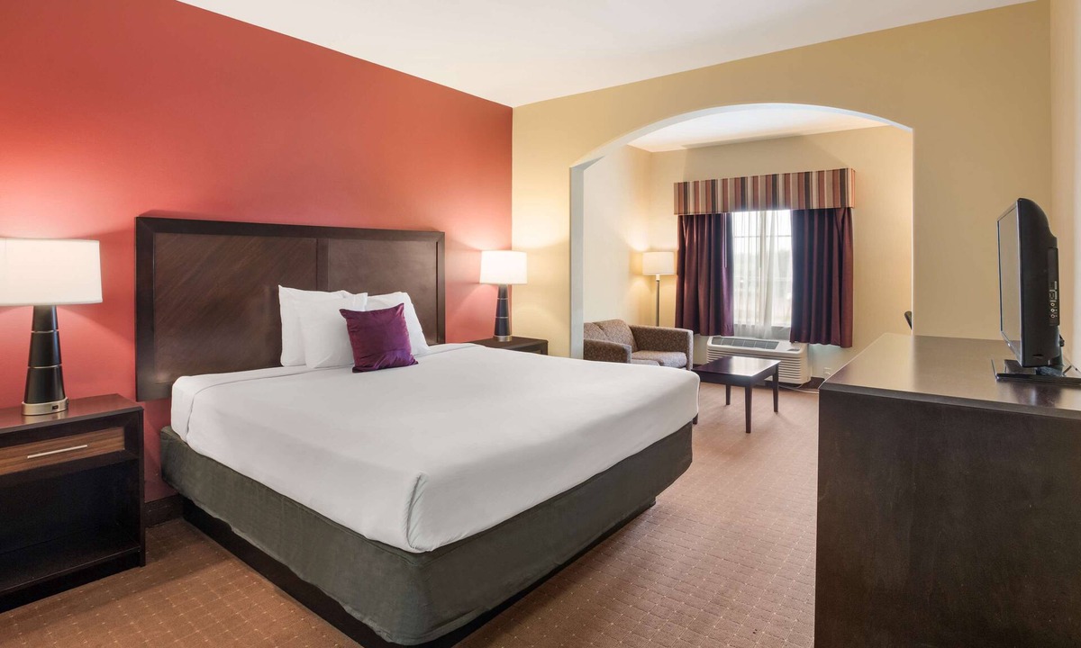 Saint Landry Hotel | Knights Inn Bunkie