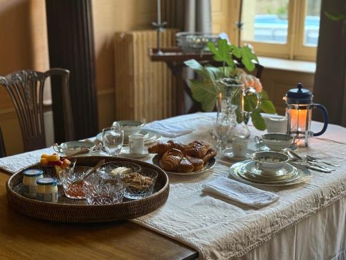 Alencon Bed & Breakfast | L Epernon