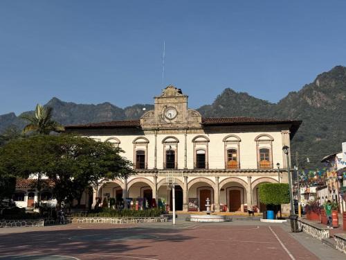 Zapotitlan de Mendez House | La casa de los abuelos