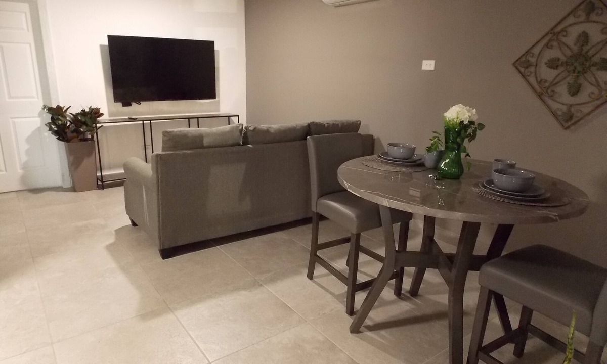 Ciudad Juarez Apartment | La Sierra Departamento#5 P/2 Personas 1 Recamara