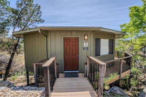 Lakeway House | Lakefront Bungalow with Community PoolHot Tub #3