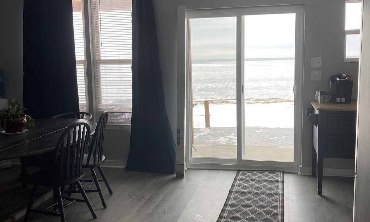 Lorain House | Lakefront Sunset Heaven.