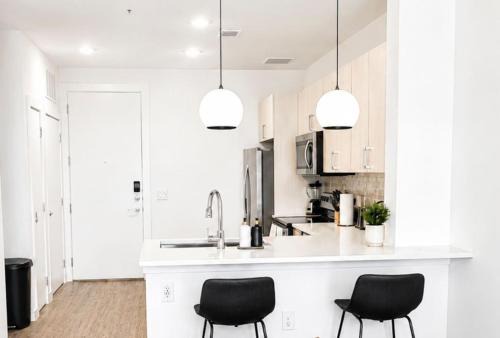 Brentwood Apartment | LAMAR 401