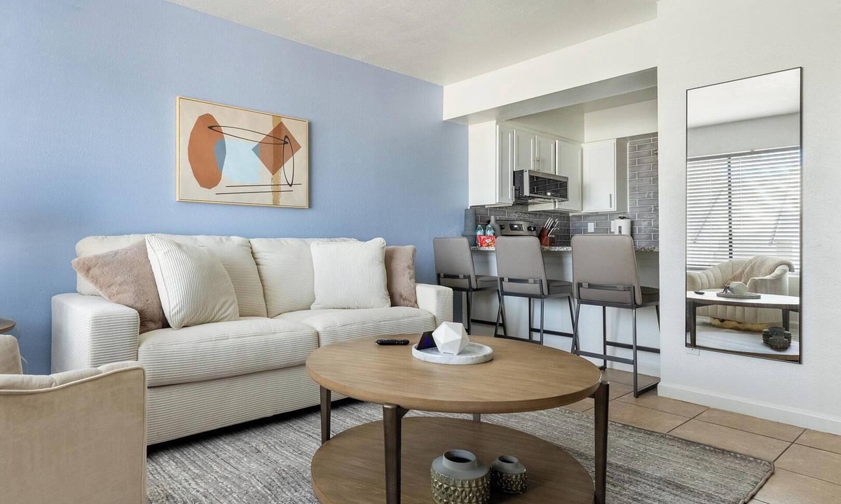 Maryvale Apartment | Landing | Amazing 1BD in Maryvale Village