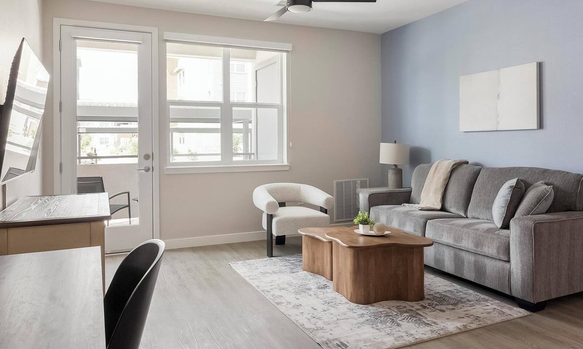 Goodyear Apartment | Landing | Beautiful 2BD, Gym, Pool