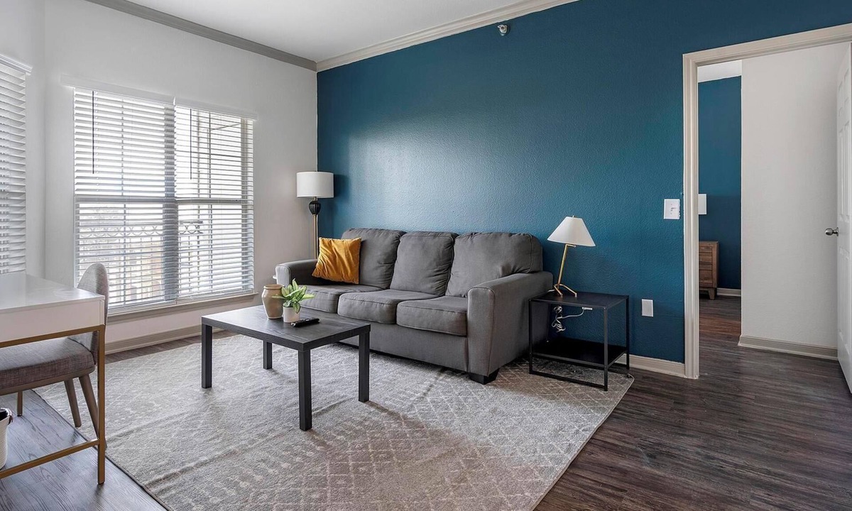 Stone Oak Apartment | Landing | Chic 2BD, Gym