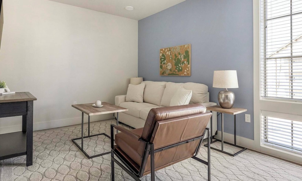 Stone Oak Apartment | Landing | Modern 1BD, Gym, Clubhouse