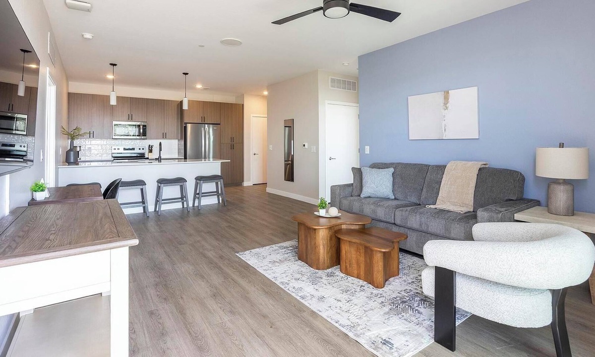 Goodyear Apartment | Landing | Modern 2BD, Clubhouse, Pool