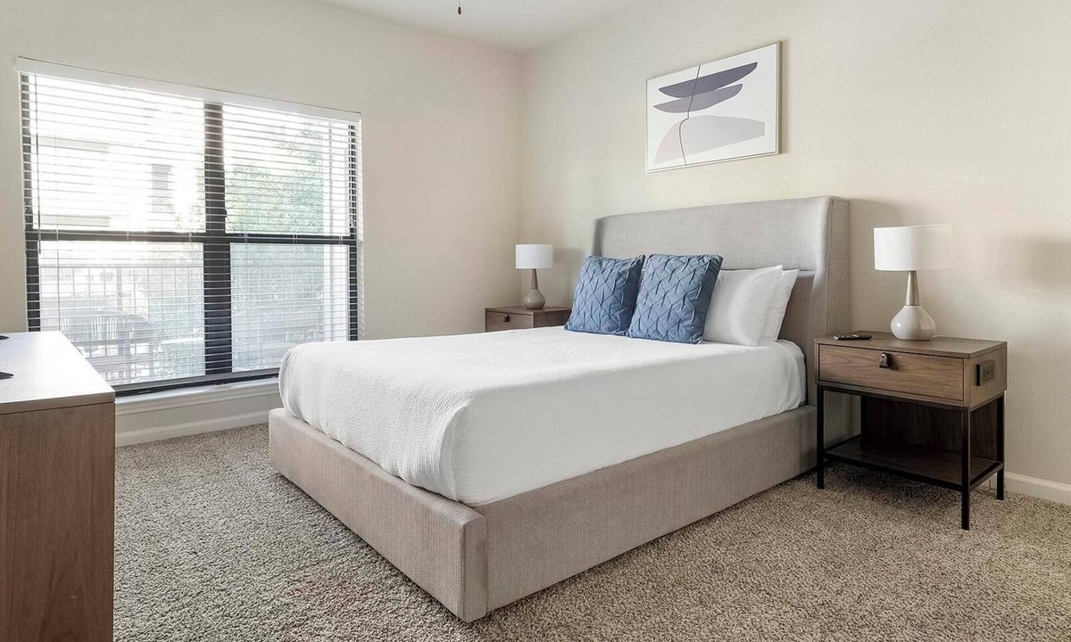 Austin Apartment | Landing | Stunning 1BD, Gym, Courtyard