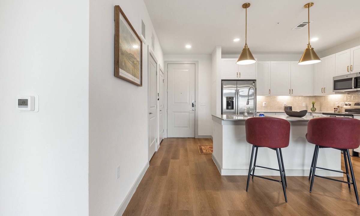 San Marcos Apartment | Large & Lively Apt - One Bedroom Apartment, Sleeps 2