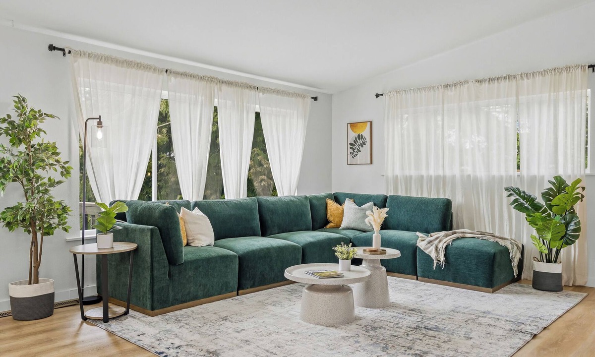 Riverview House | Lavishly Spacious Modern