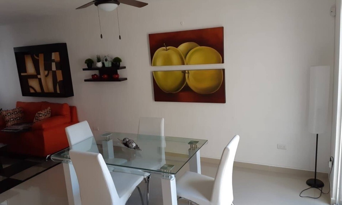 Escobedo House | Linda casa en residencial privado