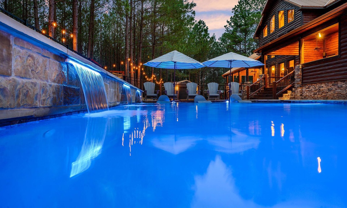 Hochatown Cabin | Liquid Therapy Lodge | Resort-Style Luxury with Private Pool and Cabana