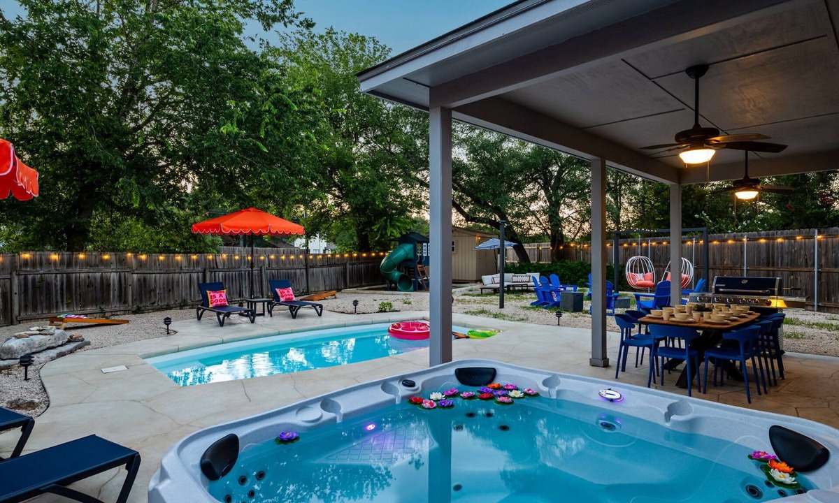Southampton House | Lone Star Luau - Pool, Spa, Billiard & Sport Court