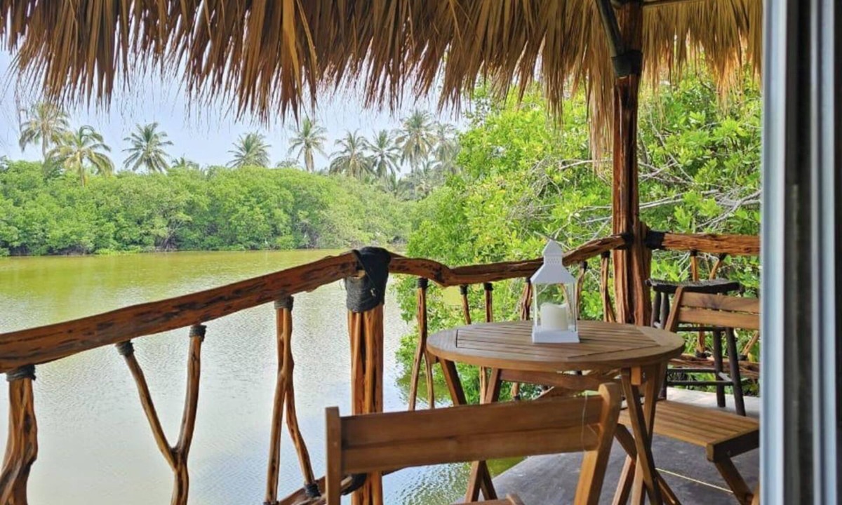 Barra Vieja Hotel | Luguna Azul