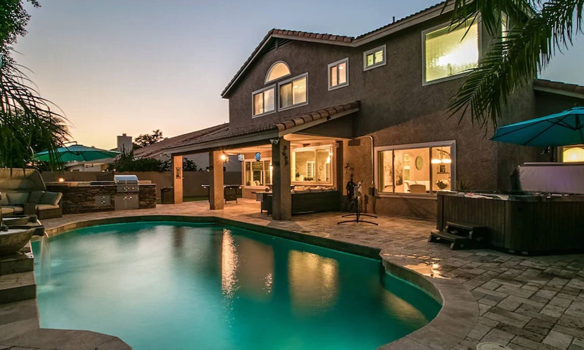 Paradise Park Vista House | Luxe Scottsdale Home w/Pool, Spa, & Tesla Charger