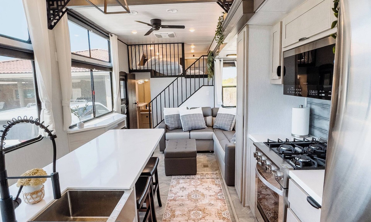 Cholla Bay House | Luxury 2 Story Beachfront RV w/ Lofts – Perfect Family Escape at The Reef!