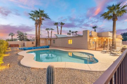 Shea North Estates House | Luxury 3BR Stay Heated Pool, Tennis, Games and BBQ