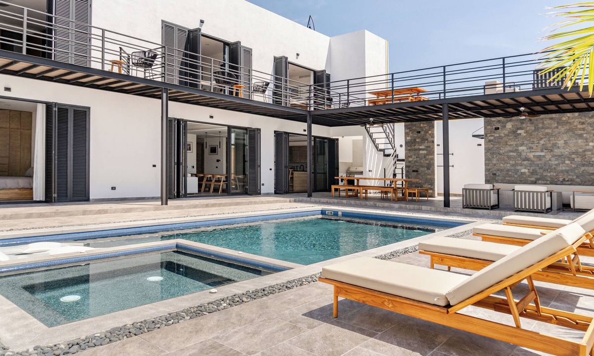 Buenavista Tomatlan Villa | Luxury Casa Alma del Cabo - Pool, Jacuzzi, Rooftop & Beach - 6BR