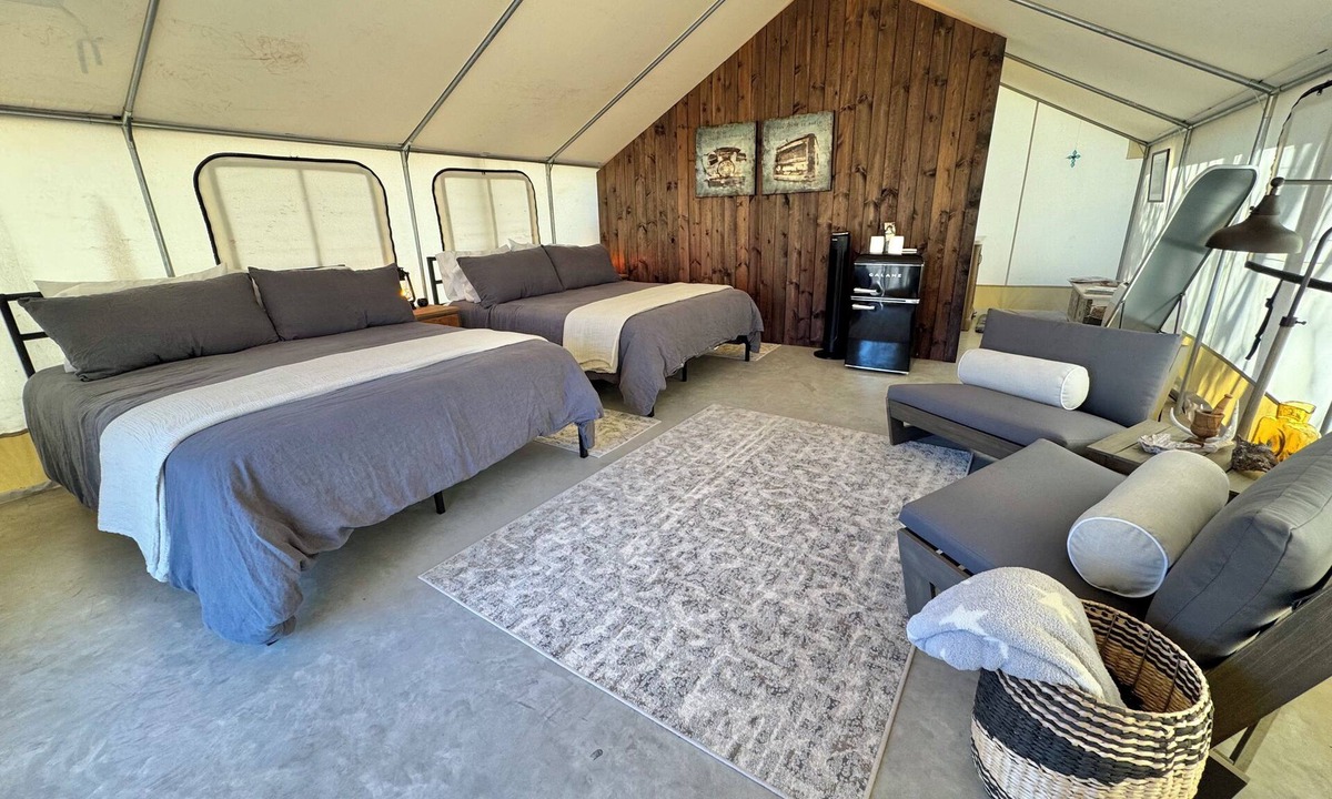 Valley Mills Cabin | Luxury Riverfront Glamping for Families, Dogs & Starry Nights