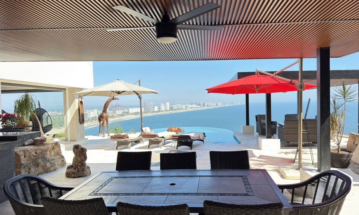 Granjas del Marques House | Luxury villa with ocean view and private pool. Expectacular | 10 guests