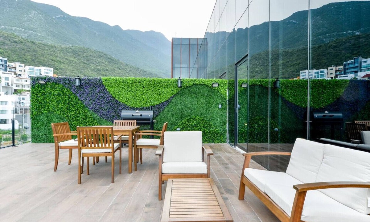 Monterrey Apartment | ¡Luxury with Terrace! King Bed & Sofa Bed 4ppl