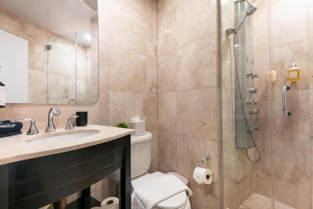 Midtown South Hotel | Madison Square Studio at Return Policy Broadway