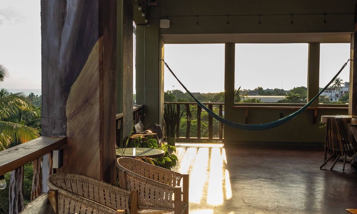 Hidalgo House | Madre Tierra Hotel & Coworking & Hostal
