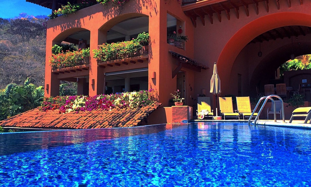 Zihuatanejo Condo | Magnificent Views, Sleeps 2-6 Just Reduced Rates