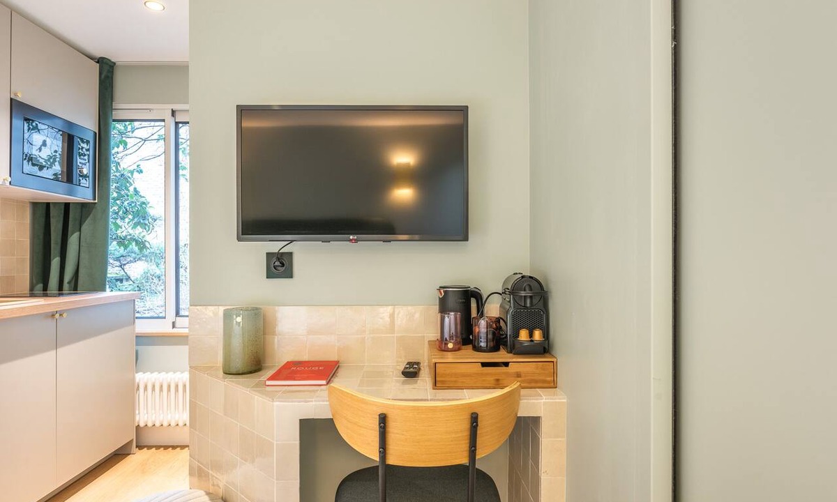 Grenelle Apartment | Maison Letellier - Charming Studio - Eiffel Tower
