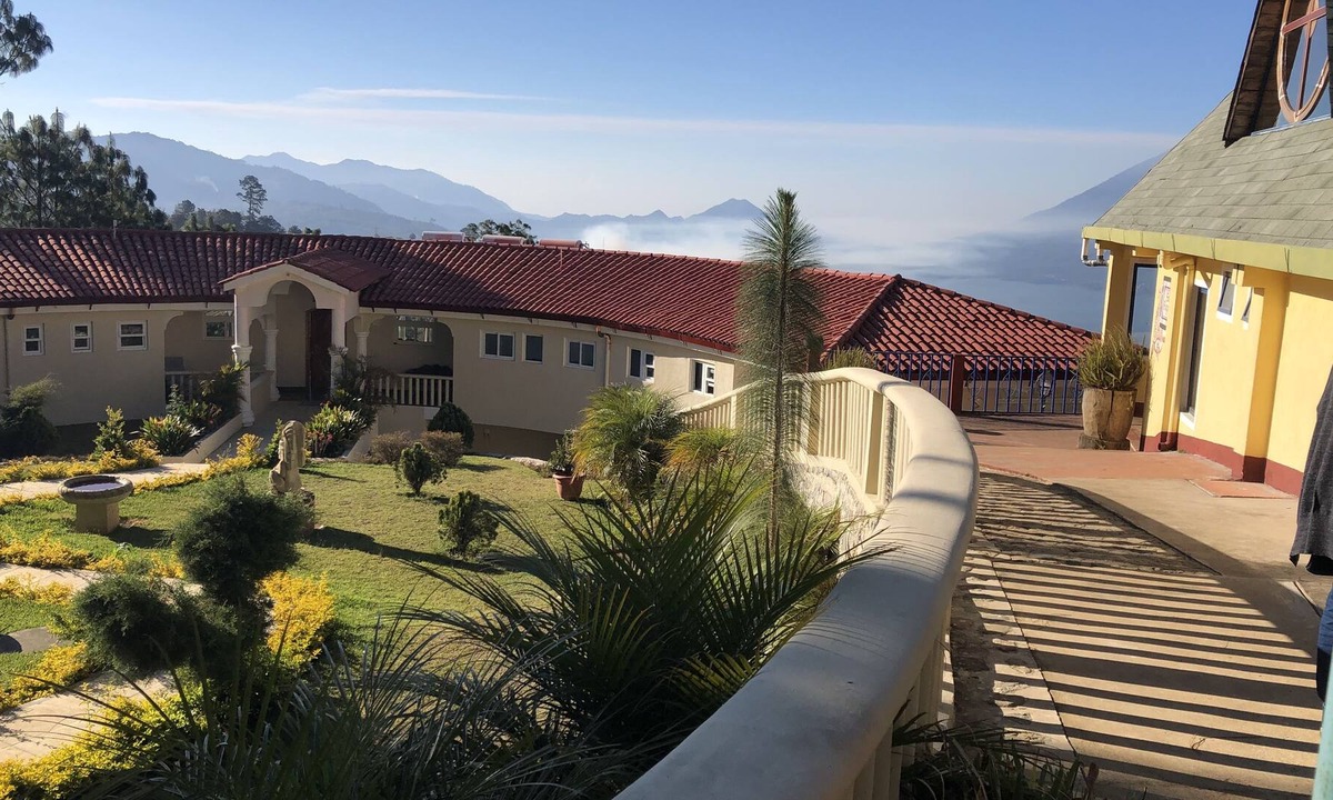 Solola Hotel | Maya Healing Resort Paz Mundo