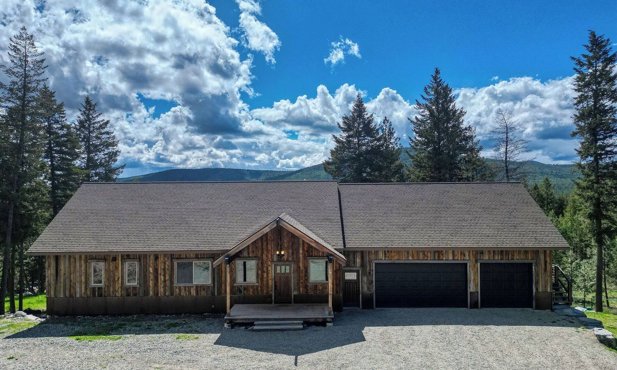 Marion House | McGregor Retreat | Forest Lodge on McGregor Lake, 5 Bed, Sleeps 10
