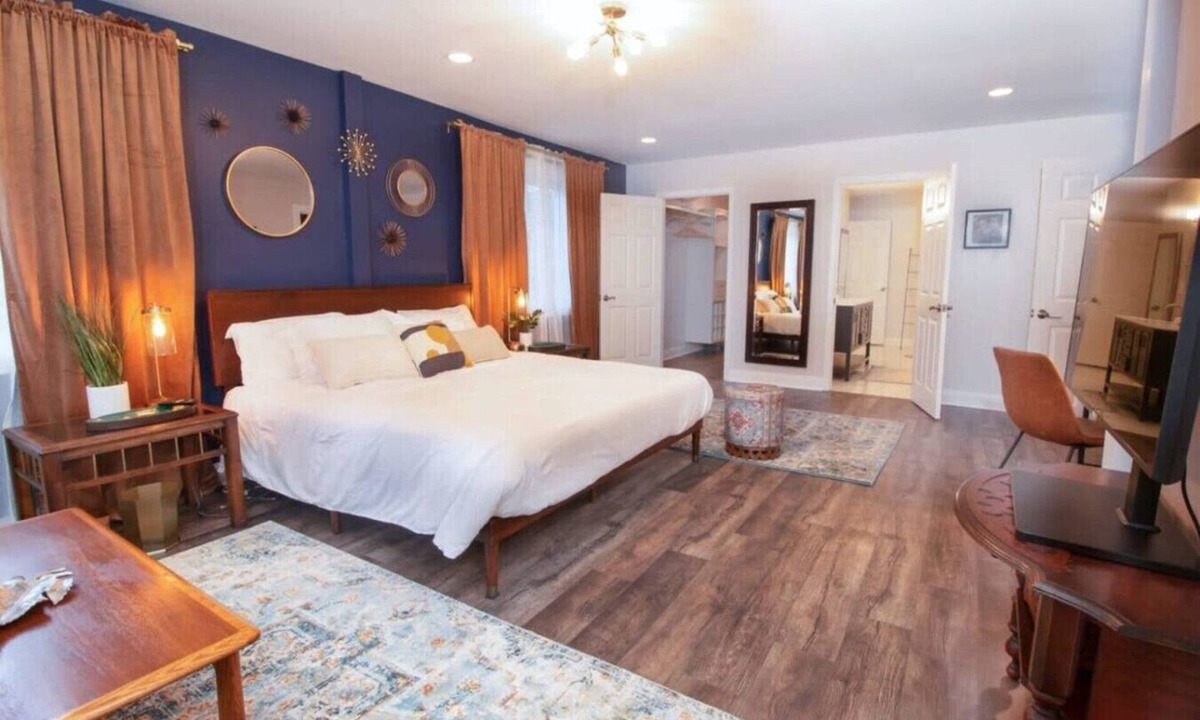 Memphis House | Memphis Star - Cozy, Remodeled, Central
