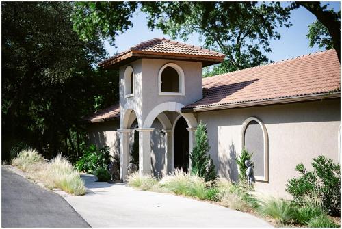 Wimberley Hotel | Messina Inn