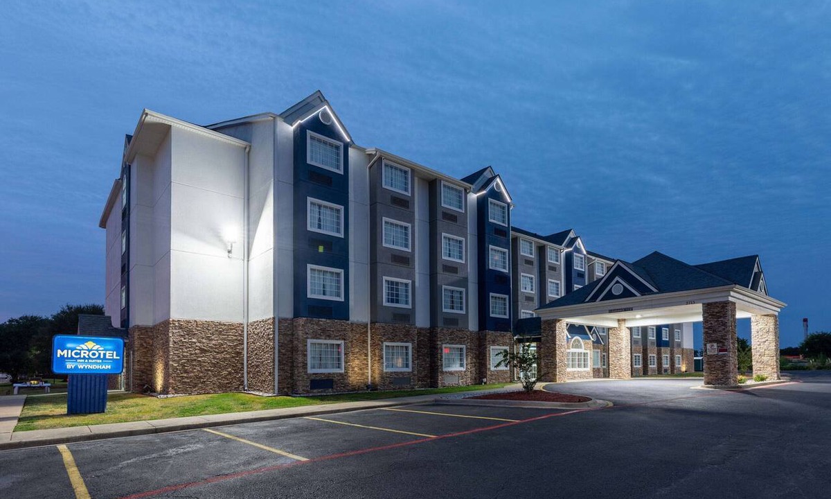 Bossier City Hotel | Microtel Inn & Suites by Wyndham Bossier City