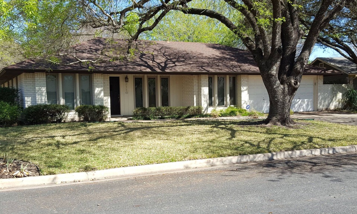 Wooten House | Mid-century gem perfect for exploring Austin