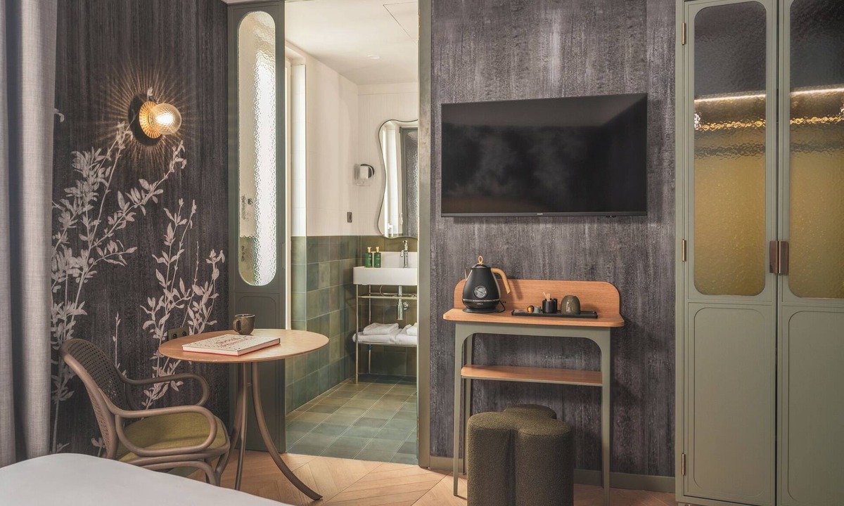 Ternes Hotel | Miss Fuller