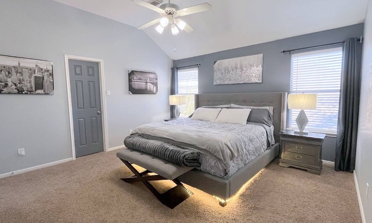 Sugar Land House | Modern 4BR Retreat Extended Stay Ideal. SW Houston