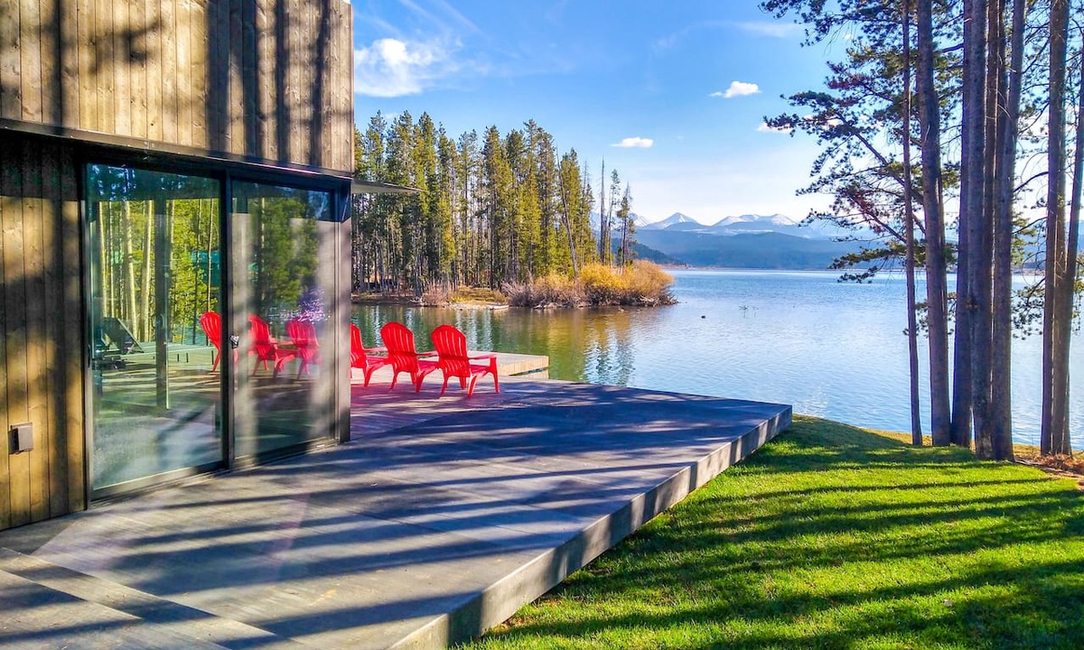 Georgetown Cabin | Modern cabin on Georgetown Lake with incredible views and private dock!