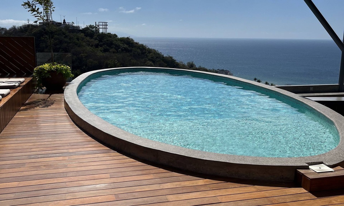 Puerto Vallarta Condo | Modern condo loft in El Centro- 10 minute walk to the malecón