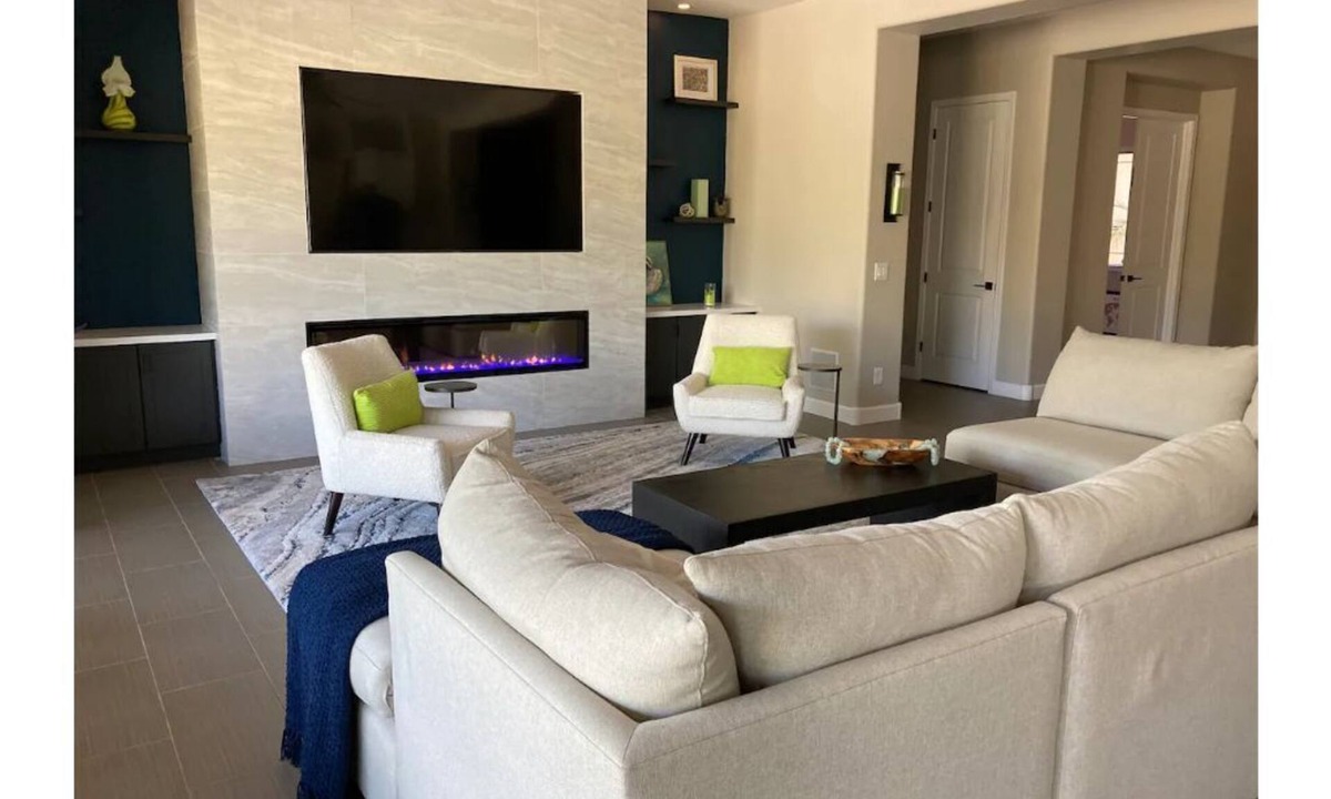Vistancia House | Modern Executive Home Pool & Hot Tub 4BR/3.5BA, Office
