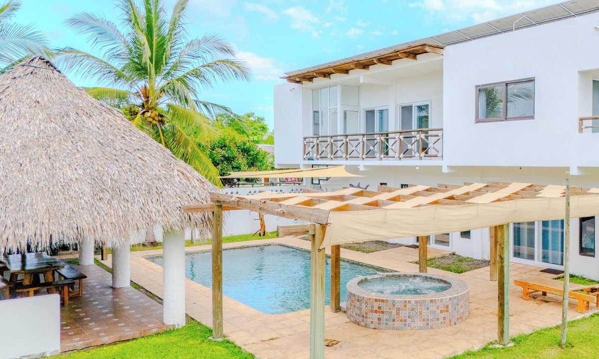 Monterrico Ski Chalet | Monterrico Beach, Candelaria 1 to 2 minutes walking distance to the beach