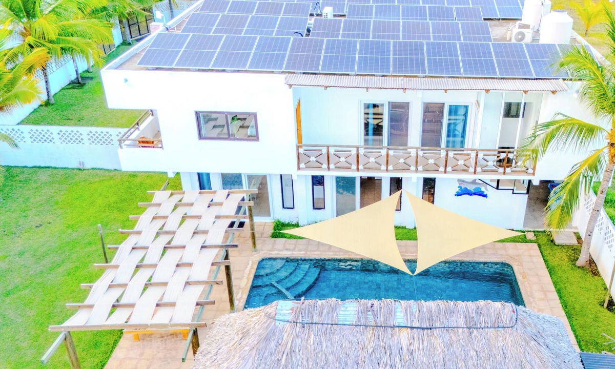 Monterrico Ski Chalet | Monterrico Beach, Candelaria2 2 minutes walking distance to the beach